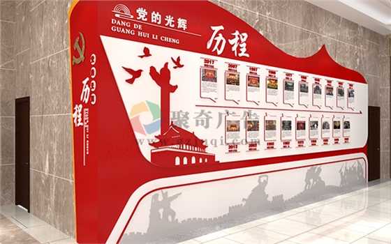 ����չ��