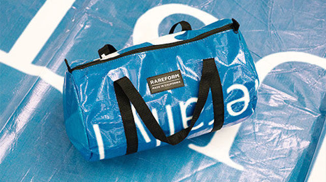 你无法想象的创意开云(中国)Kaiyun·官方网站-登录入口:广告牌瞬间变包包-广州聚奇广告