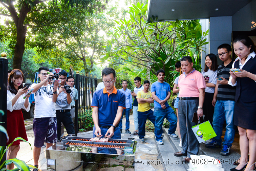 �᳡��߻��ֳ�